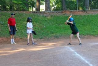 Middle School girls softball Spring 2016.jpg