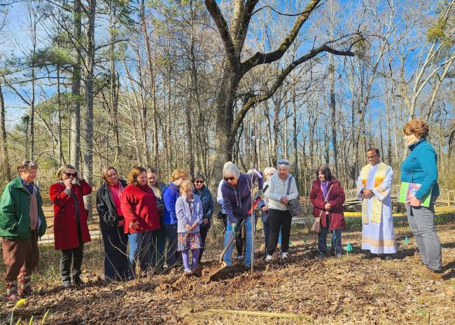 2024-02-15_Dona_s_Tree_Benediction 05.jpg